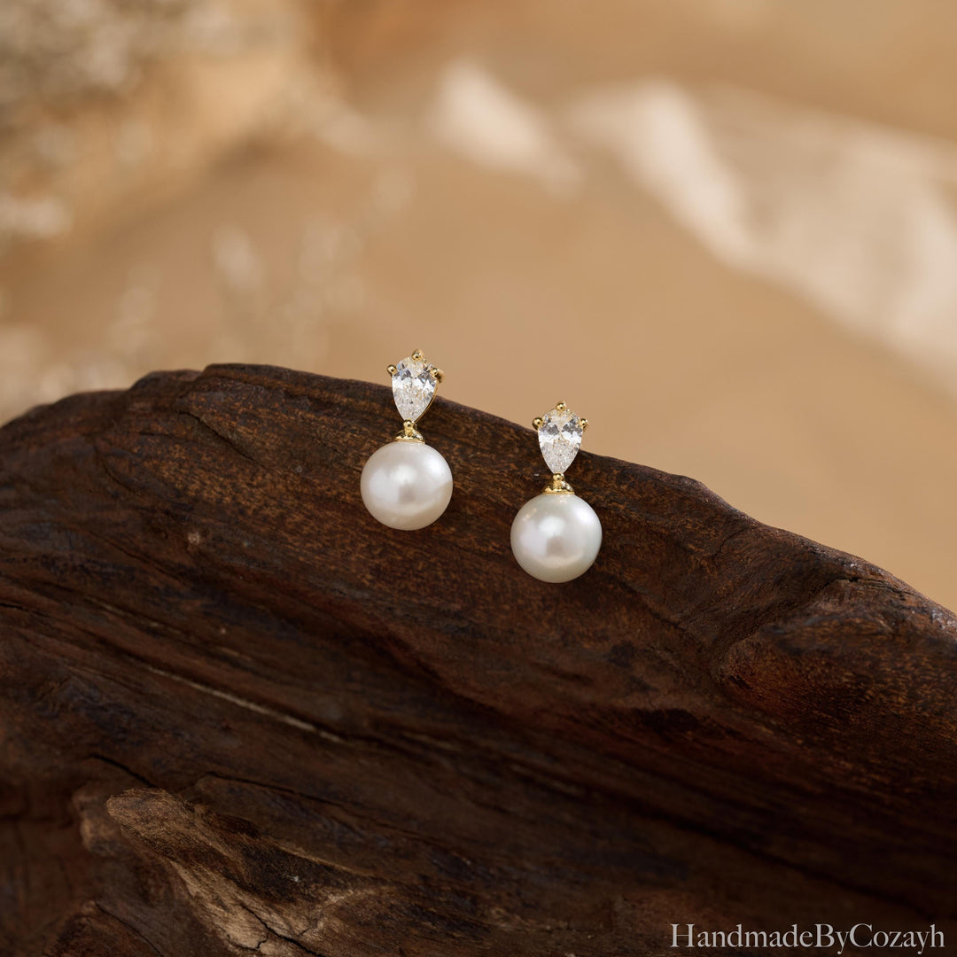 Natural Freshwater Pearl Teardrop Earrings — Bridal & Bridesmaid Gift