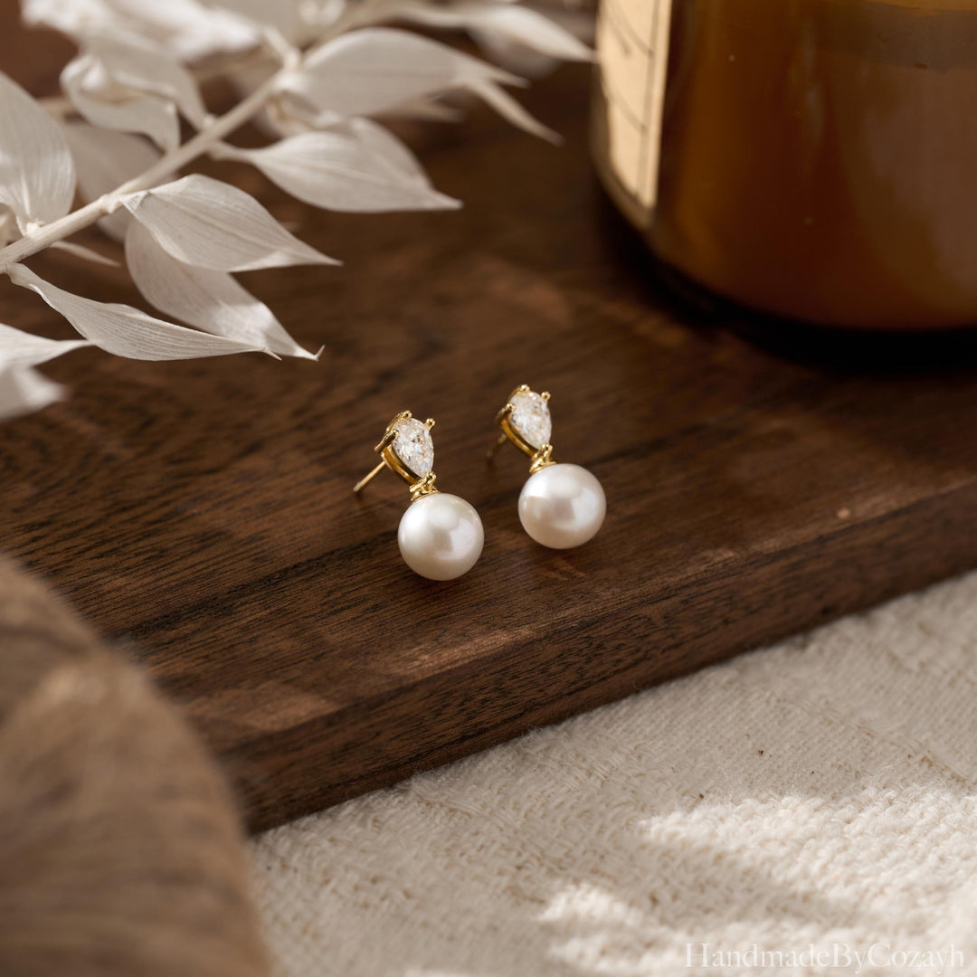 Natural Freshwater Pearl Teardrop Earrings — Bridal & Bridesmaid Gift