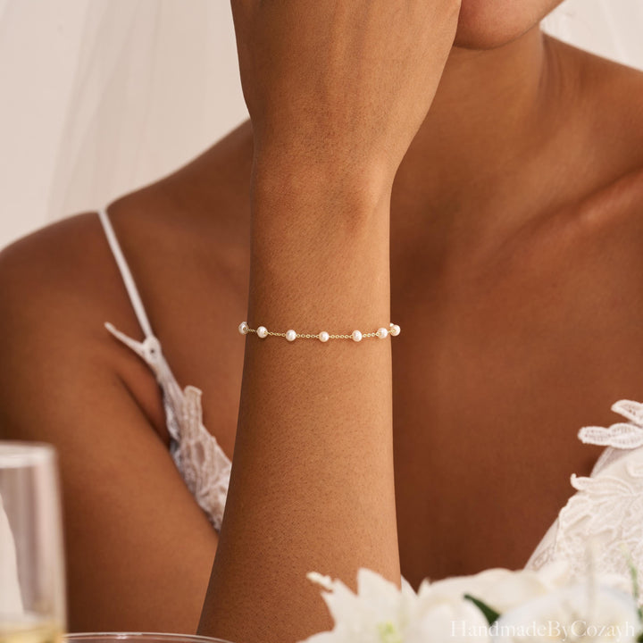 Minimalist Freshwater Pearl Bracelet — Bridal & Bridesmaid Gift