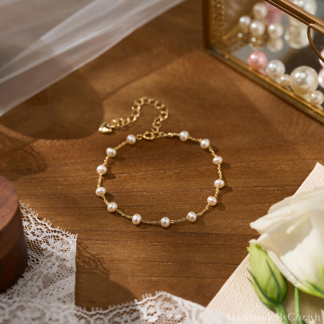Minimalist Freshwater Pearl Bracelet — Bridal & Bridesmaid Gift